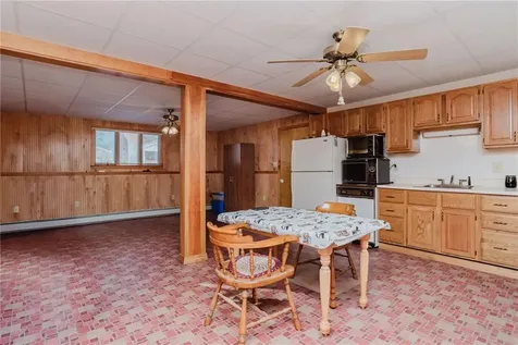 121 Kenyon Road Tiverton RI 02878