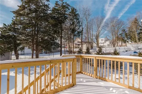 121 Kenyon Road Tiverton RI 02878