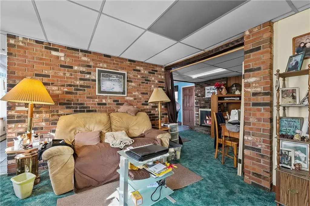 96 Columbus Avenue Pawtucket RI 02860