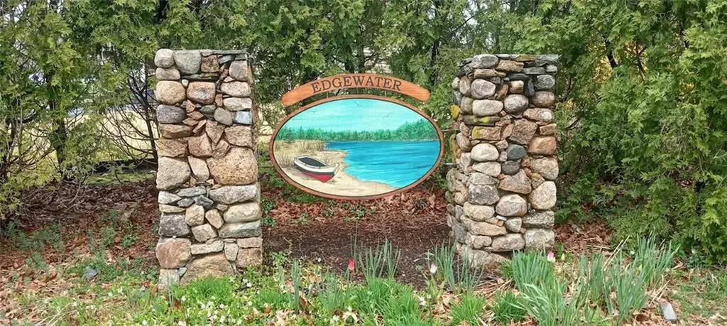 11 Edgewater Road Narragansett RI 02882