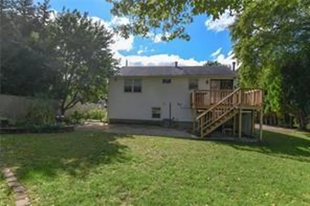 11 Edgewater Road Narragansett RI 02882