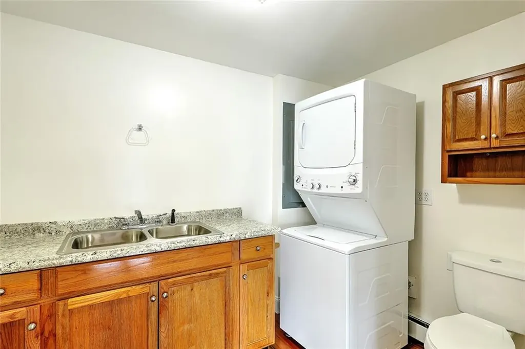 62 Hermit Drive Warwick RI 02889