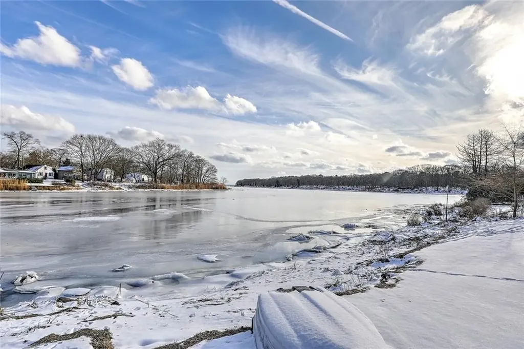 62 Hermit Drive Warwick RI 02889