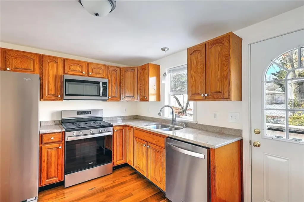 62 Hermit Drive Warwick RI 02889