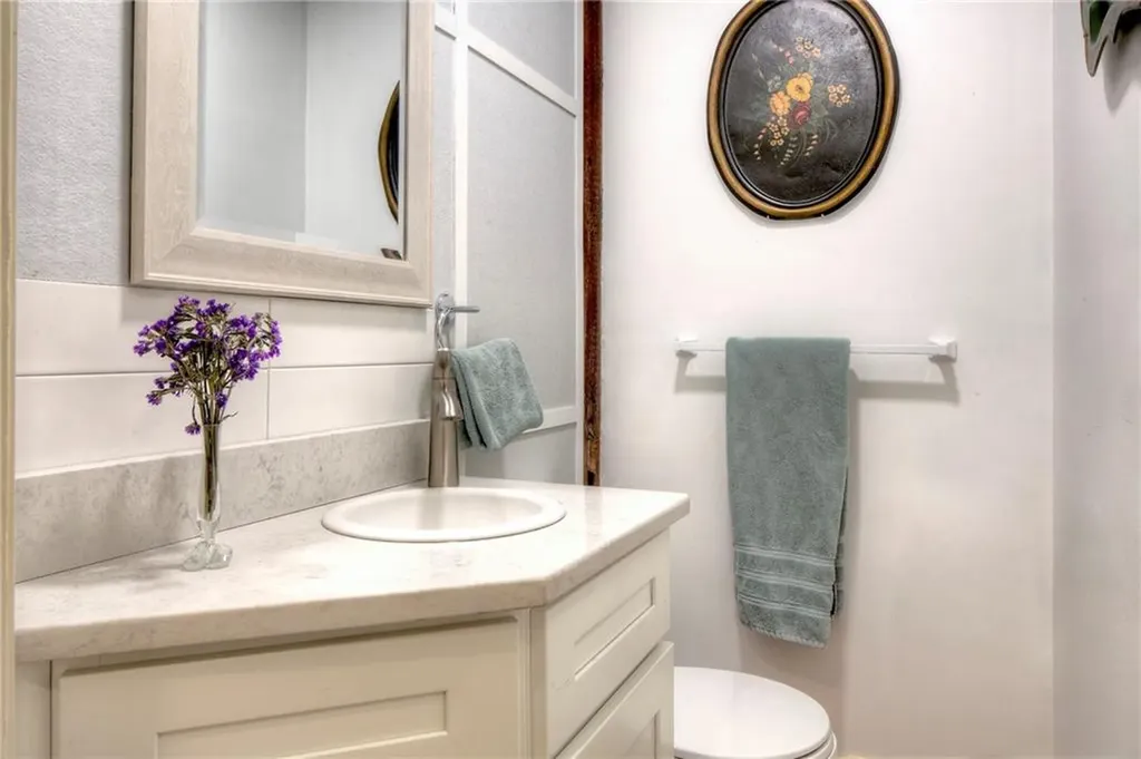 162 Rhode Island Avenue Newport RI 02840