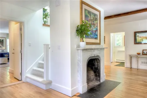 162 Rhode Island Avenue Newport RI 02840