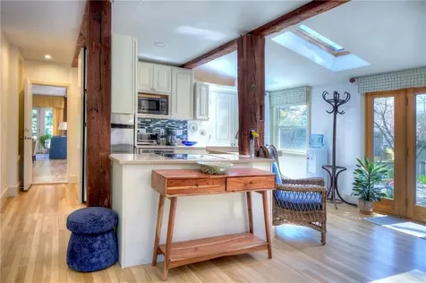 162 Rhode Island Avenue Newport RI 02840