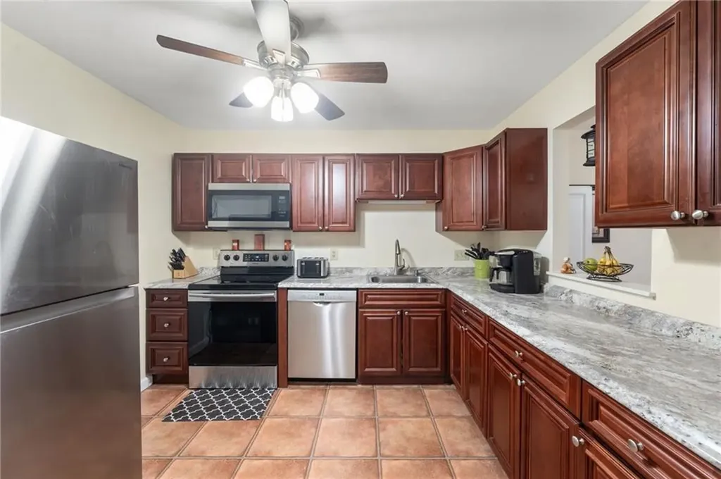 185 Manville Hill Road Cumberland RI 02864