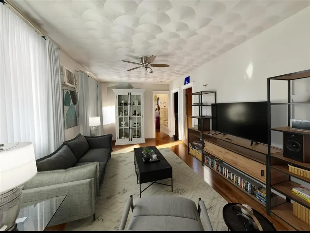 81 83 Young Street Pawtucket RI 02860