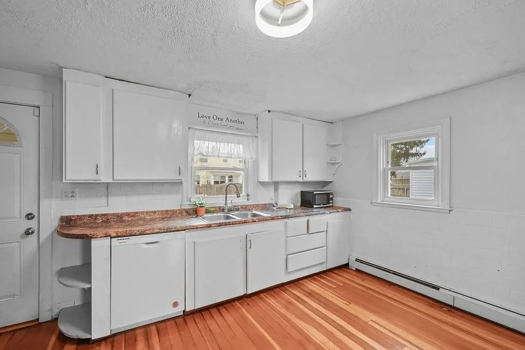 119 Midwood Street Cranston RI 02910