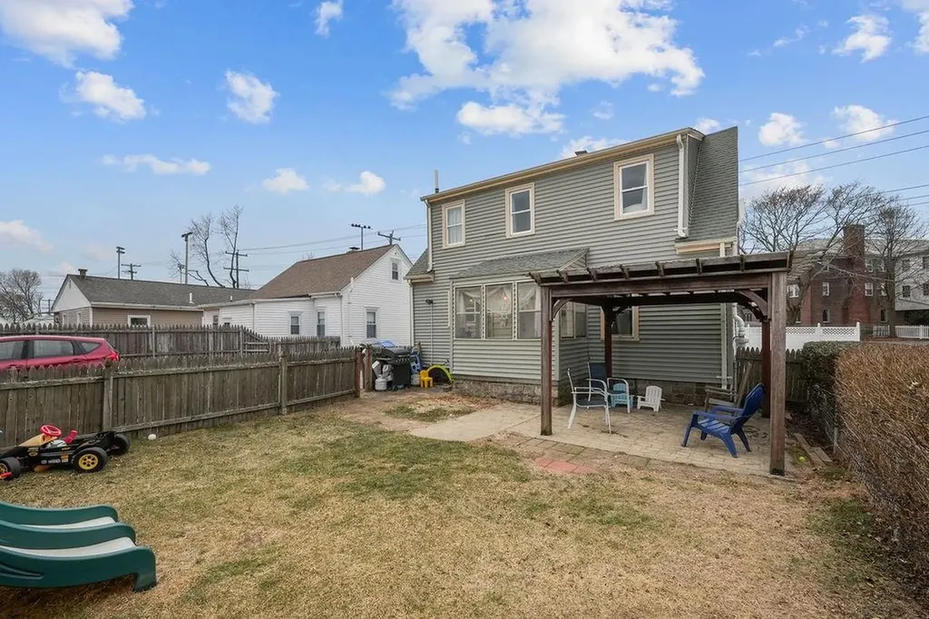119 Midwood Street Cranston RI 02910