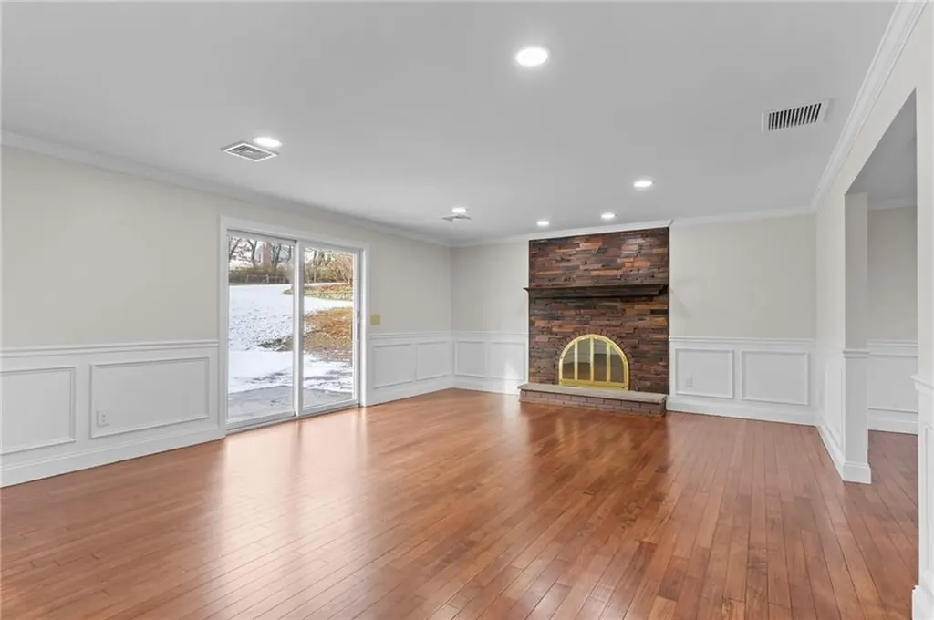 66 Kimberly Lane Cranston RI 02921