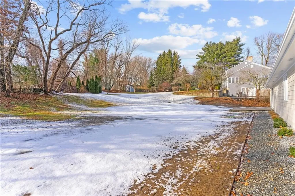 66 Kimberly Lane Cranston RI 02921