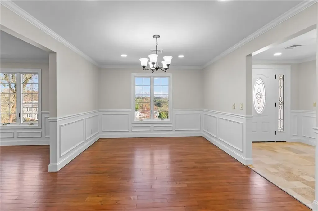 66 Kimberly Lane Cranston RI 02921