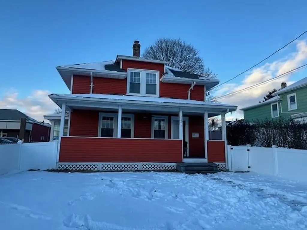 232 Cass Avenue Woonsocket RI 02895