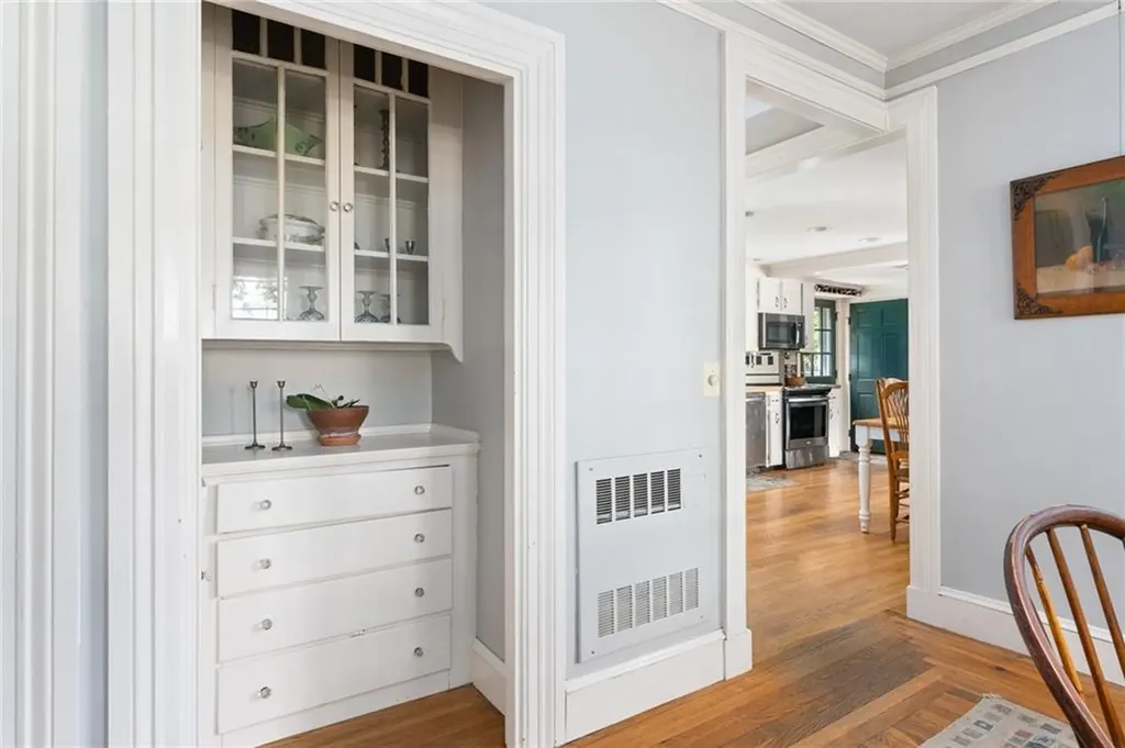 133 New Meadow Road Barrington RI 02806