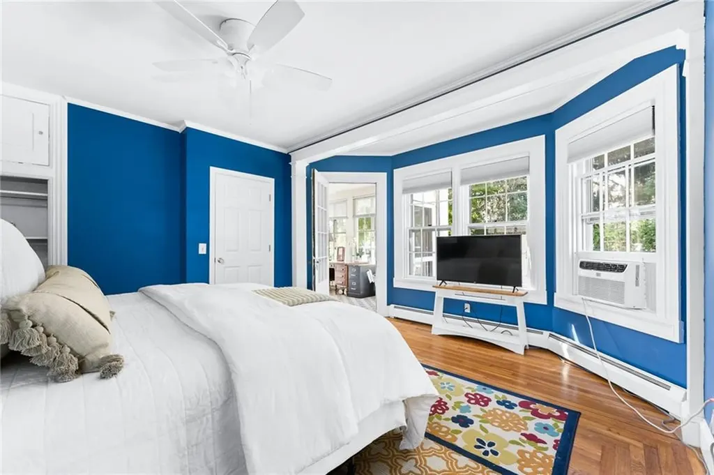 133 New Meadow Road Barrington RI 02806