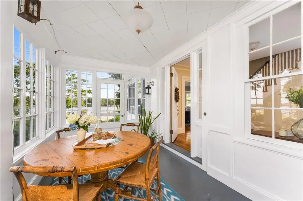 133 New Meadow Road Barrington RI 02806