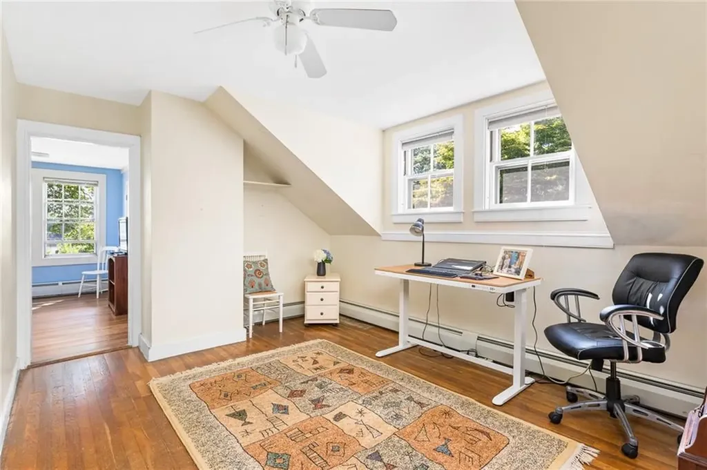 133 New Meadow Road Barrington RI 02806