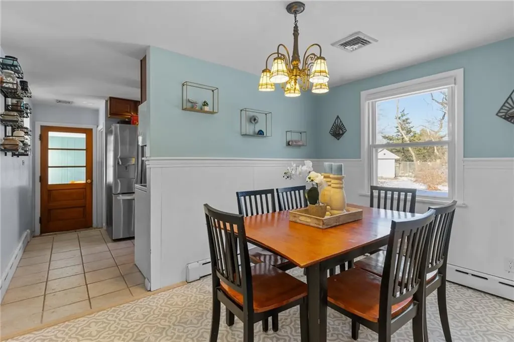 40 Missouri Drive Warwick RI 02886