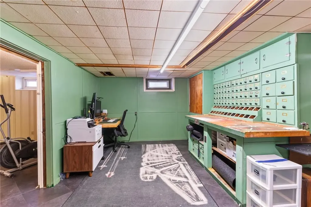 40 Missouri Drive Warwick RI 02886