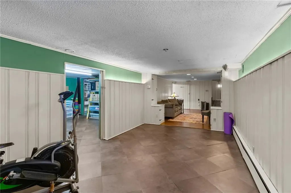 40 Missouri Drive Warwick RI 02886