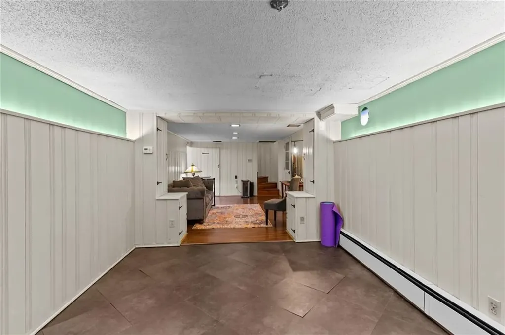 40 Missouri Drive Warwick RI 02886