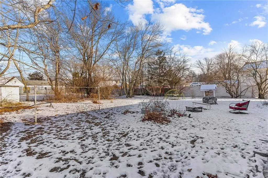 40 Missouri Drive Warwick RI 02886