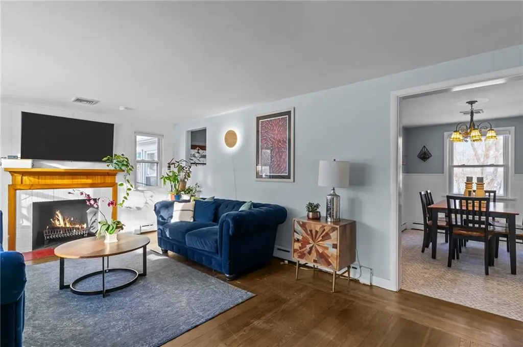 40 Missouri Drive Warwick RI 02886