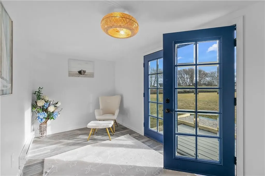 1625 East Main Road Portsmouth RI 02871