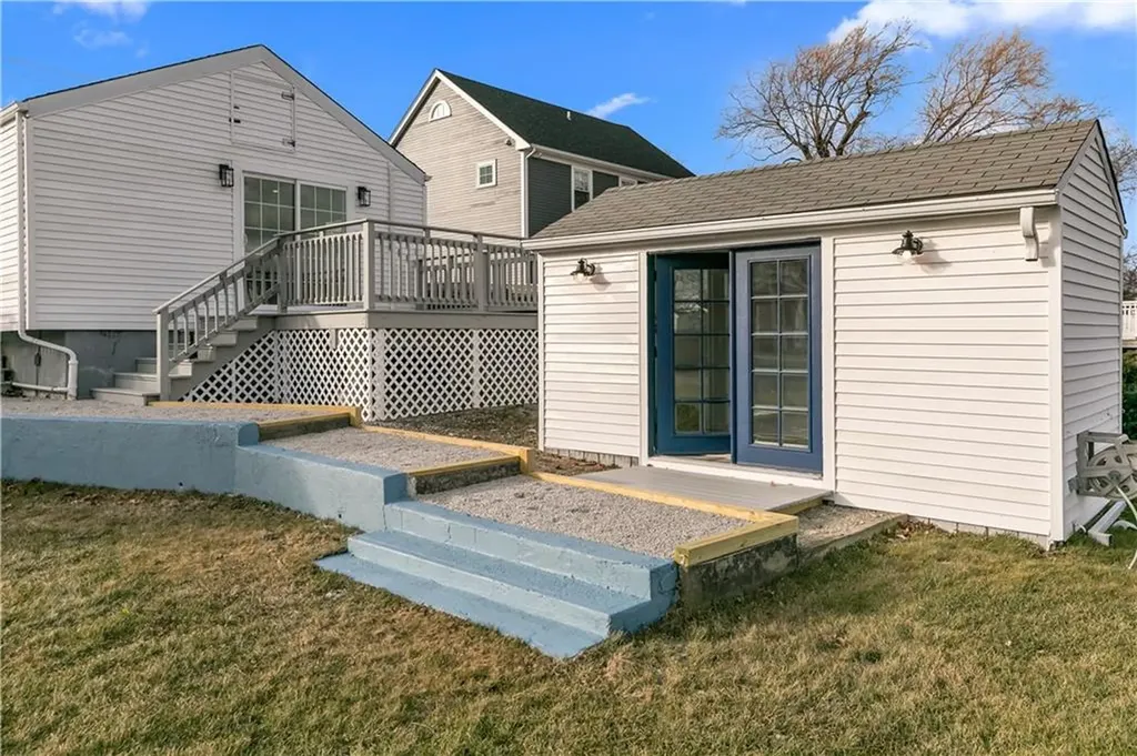 1625 East Main Road Portsmouth RI 02871