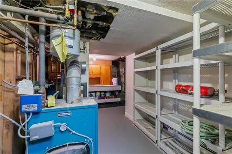 1625 East Main Road Portsmouth RI 02871