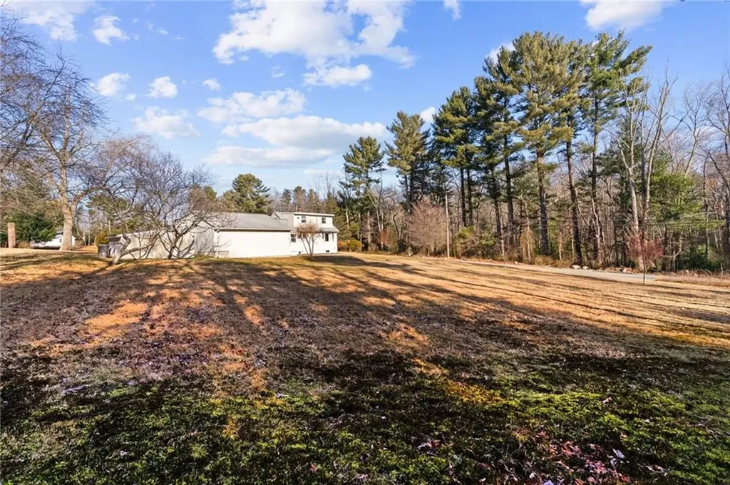 126 Weaver Hill Road West Greenwich RI 02817