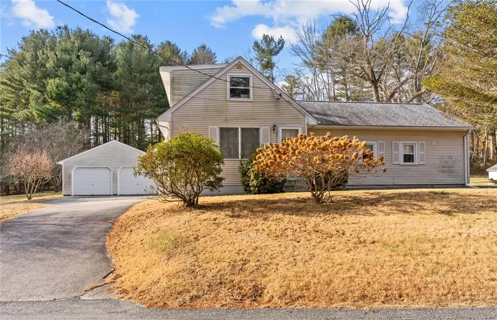 126 Weaver Hill Road West Greenwich RI 02817