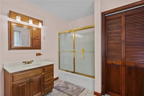 126 Weaver Hill Road West Greenwich RI 02817