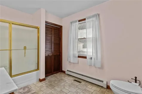 126 Weaver Hill Road West Greenwich RI 02817