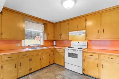 126 Weaver Hill Road West Greenwich RI 02817