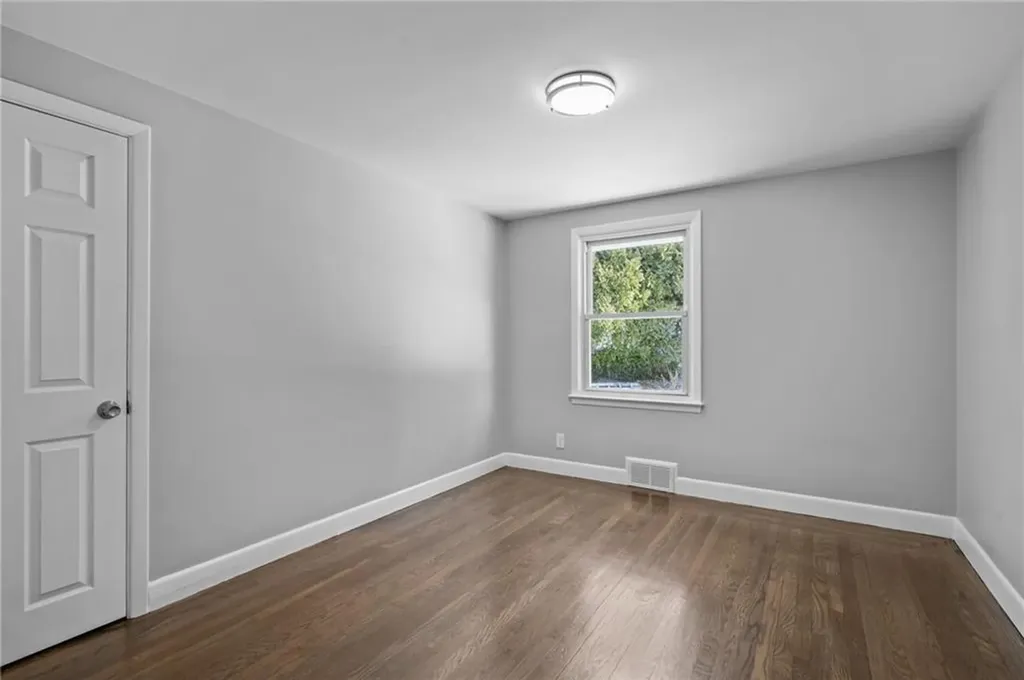62 Old Spring Road Cranston RI 02920