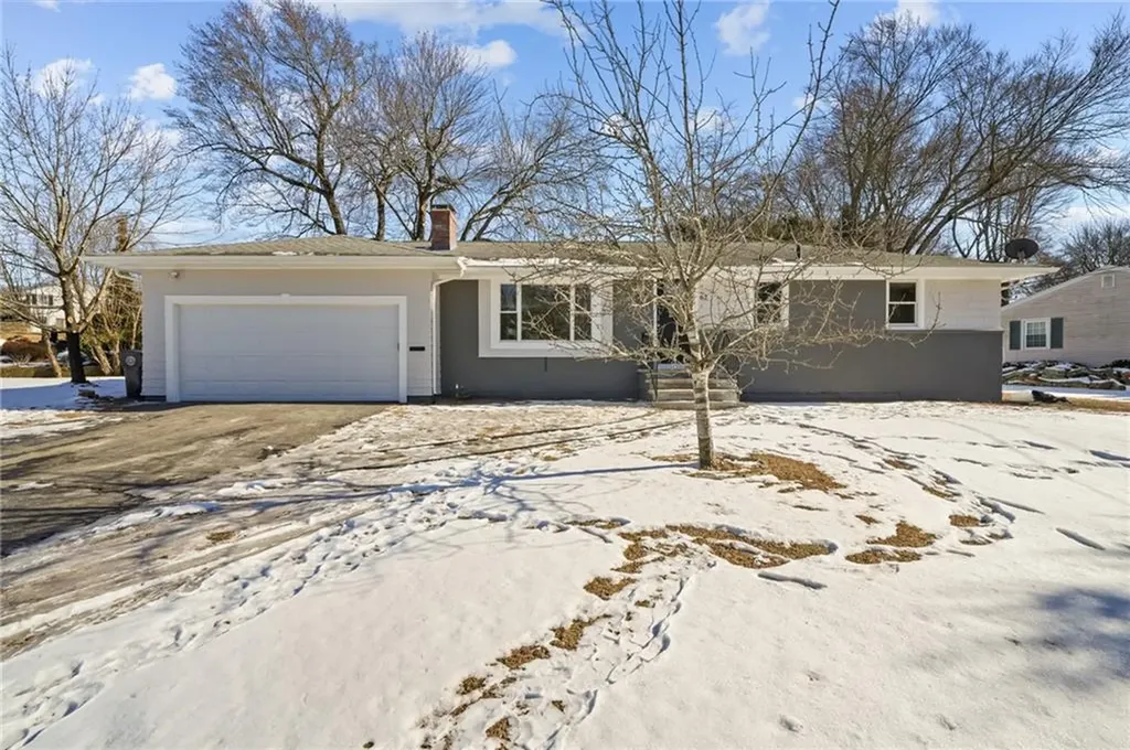 62 Old Spring Road Cranston RI 02920