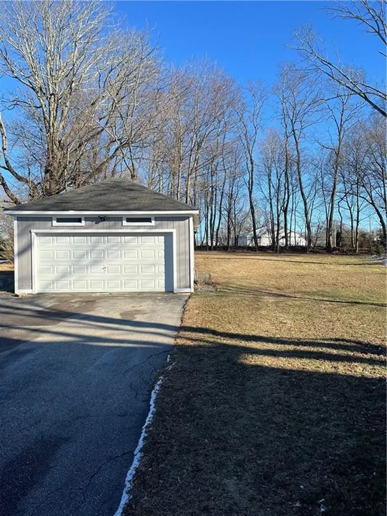 63 Hazard Street Coventry RI 02816