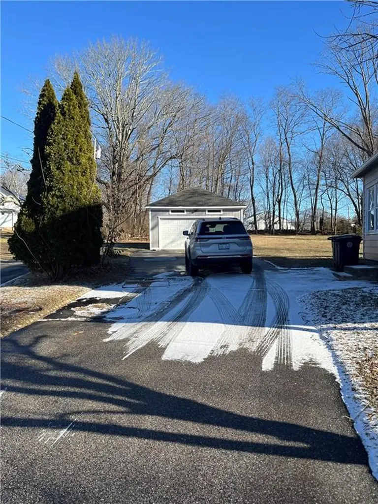 63 Hazard Street Coventry RI 02816