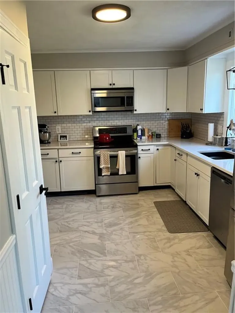 63 Hazard Street Coventry RI 02816