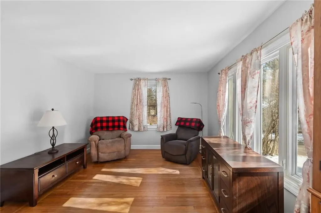 11 Perry Street Smithfield RI 02917