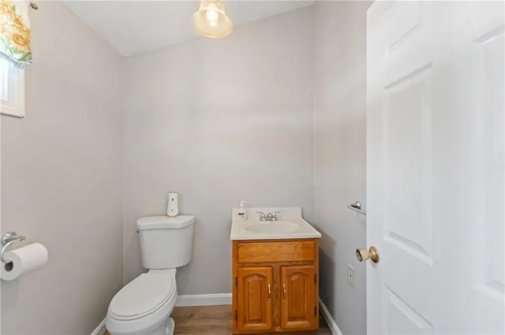 11 Perry Street Smithfield RI 02917