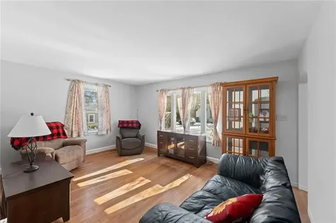 11 Perry Street Smithfield RI 02917