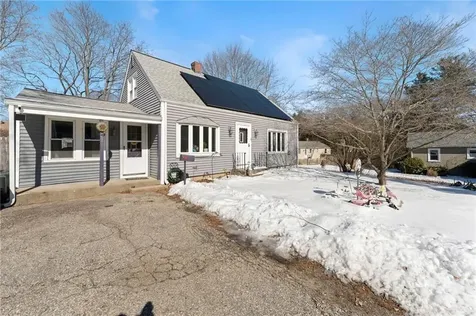 11 Perry Street Smithfield RI 02917