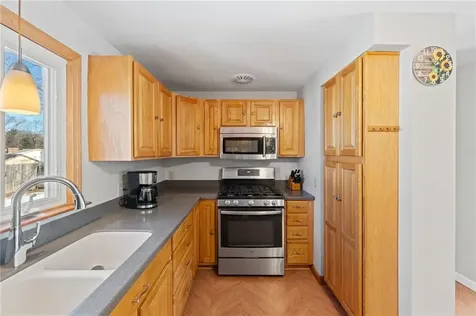 11 Perry Street Smithfield RI 02917