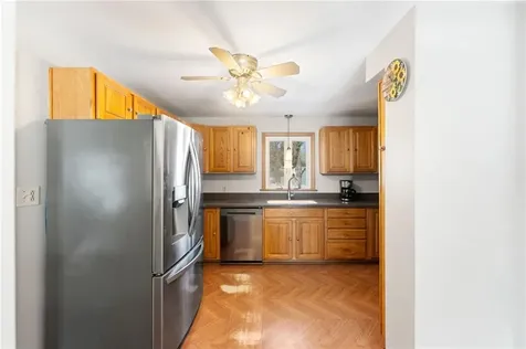 11 Perry Street Smithfield RI 02917