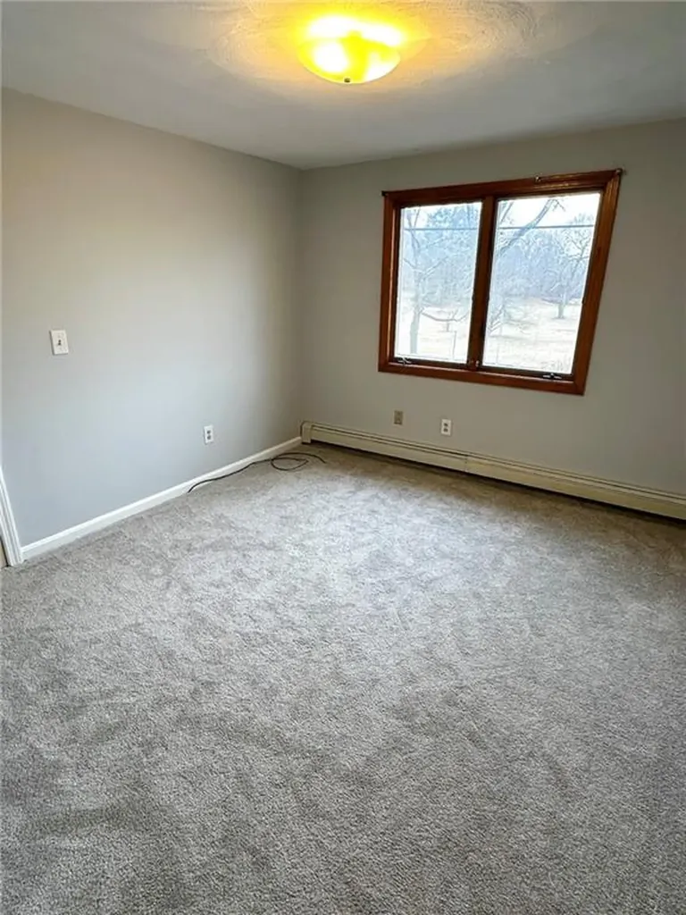 276 Woodward Road Providence RI 02904