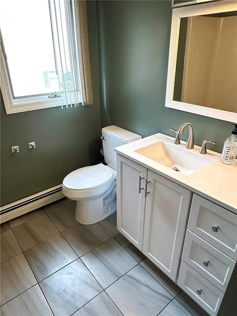 276 Woodward Road Providence RI 02904